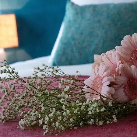 At The Marine מלון באליבוניון