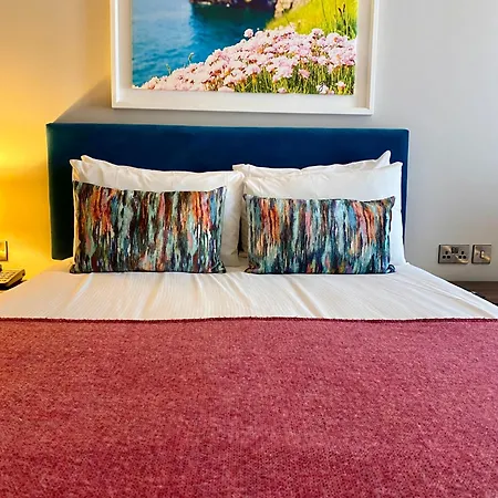 فندق At The Marine بالي بورنيون