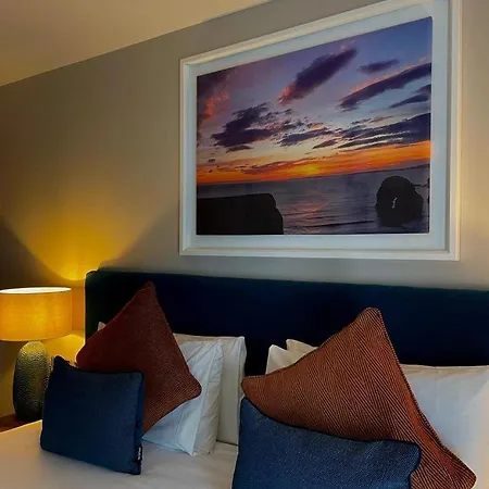 Hotel The Marine Boutique