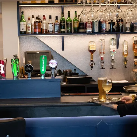 מלון At The Marine 3*