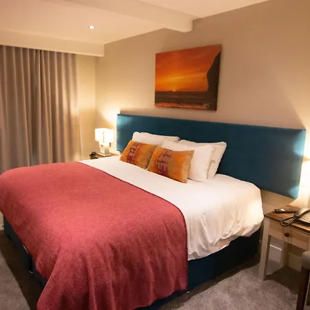 At The Marine بالي بورنيون