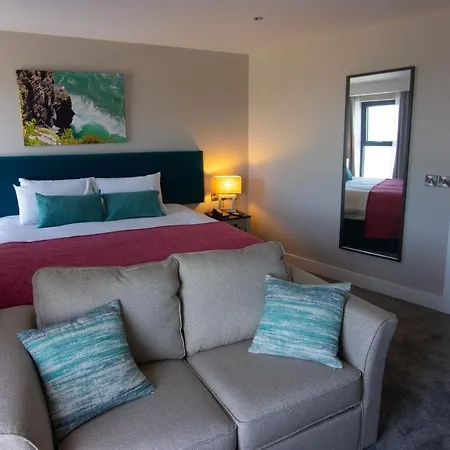 Hotel The Marine Boutique 3*