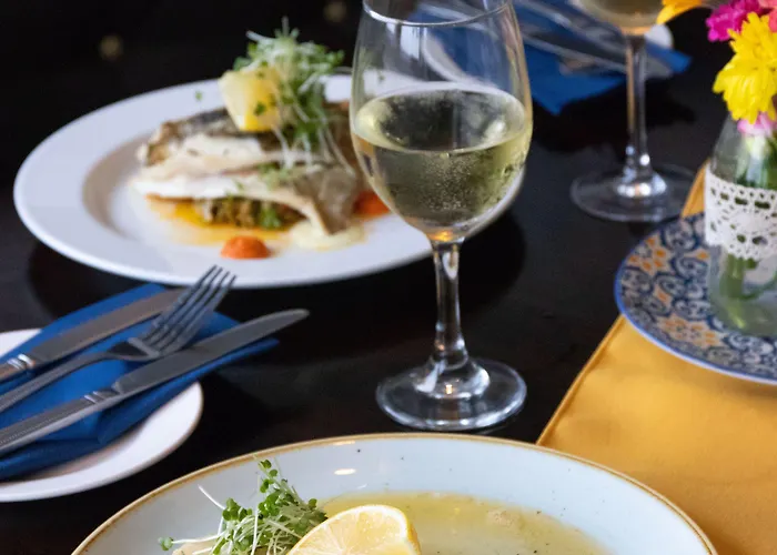 Hotel At The Marine 3*